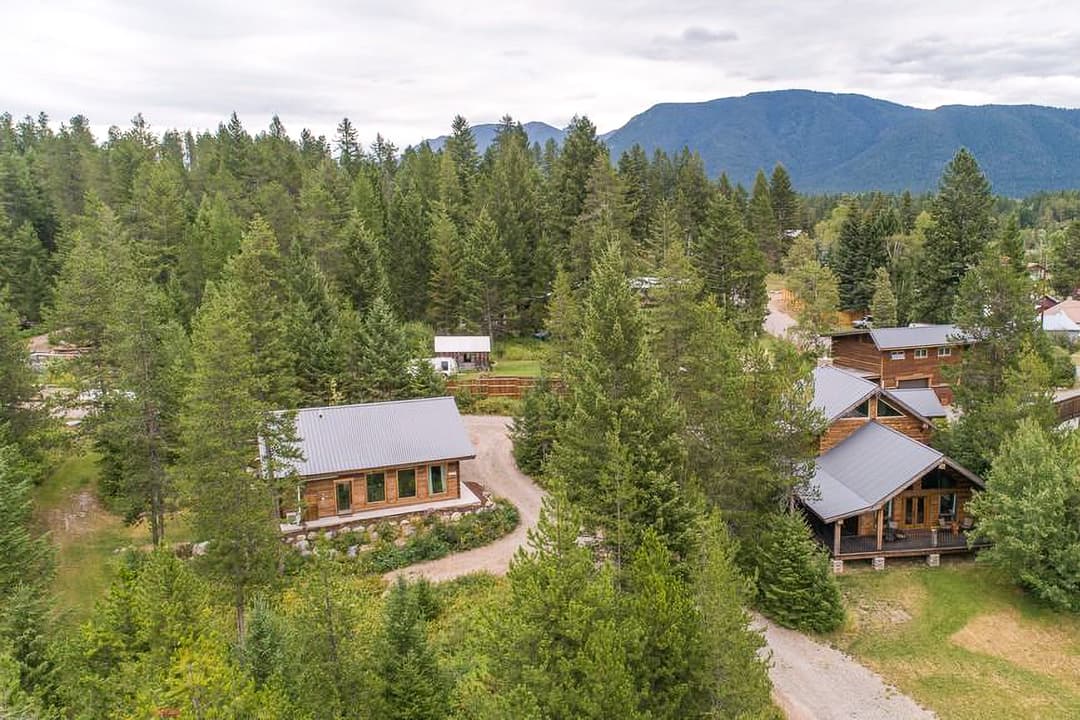 Snowcat Cabins in Coram, Montana
